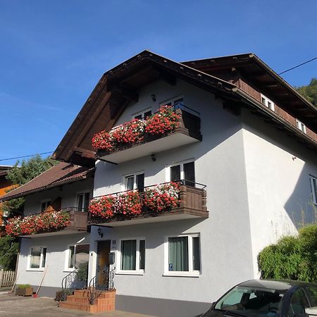 Appartement Zirbenduft Ferienhaus Fuenf Sinne Döbriach Exteriér fotografie